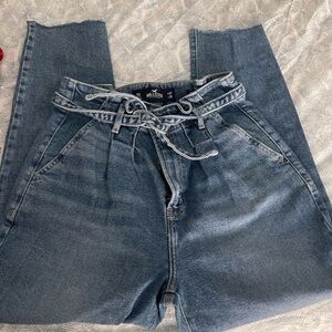 Hollister jeans 27